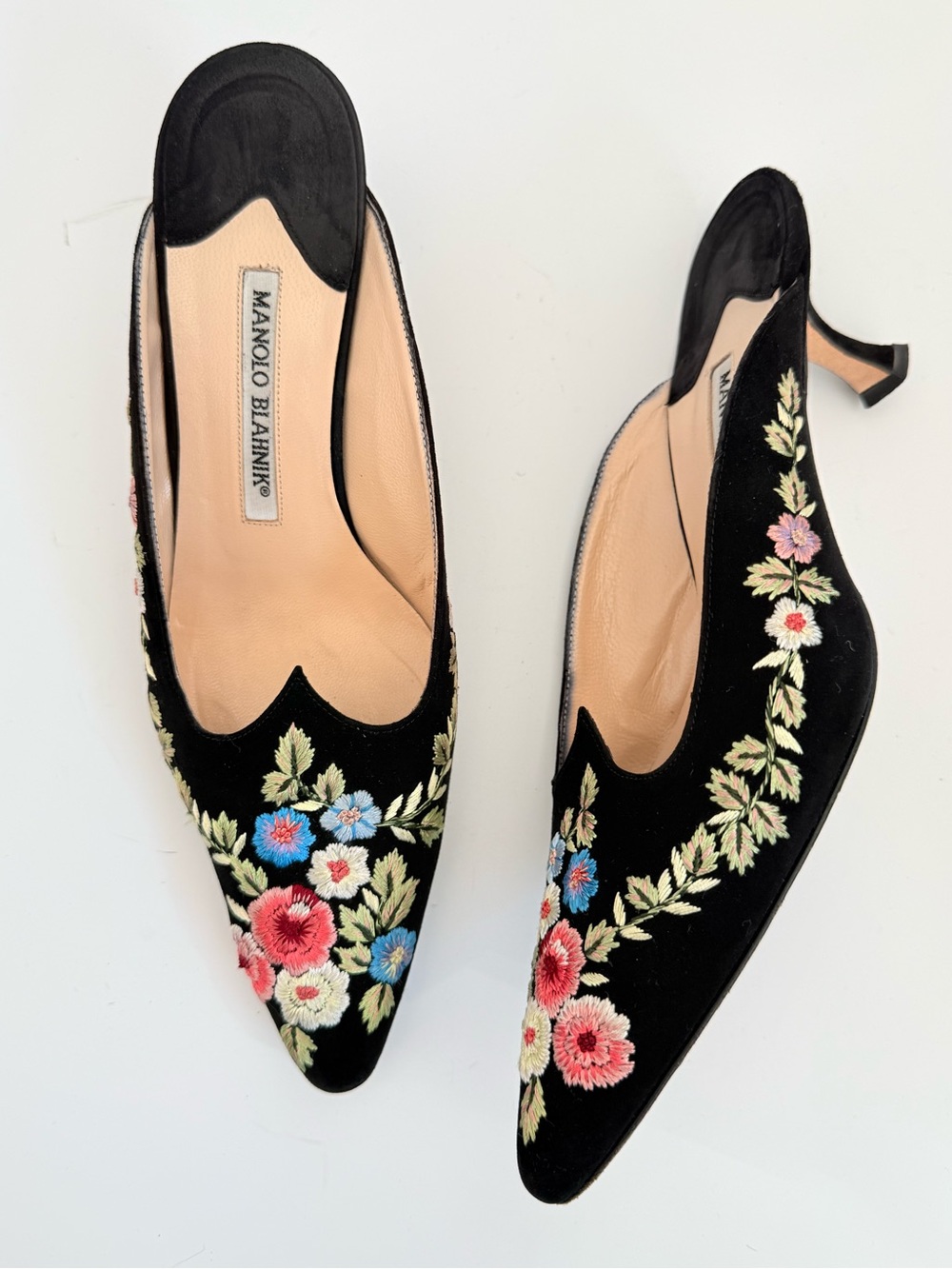 Vintage Manolo Blahnik Black Suede Floral Embroidered Mules Heels 38